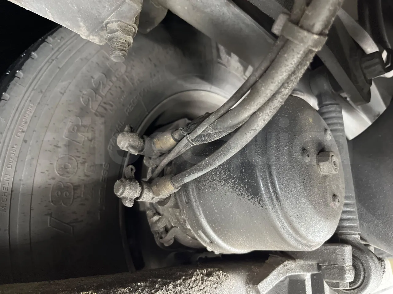 Irizar Scania K420EB 4X2 - Euro 4 - 309 kW - 12 mt - axle 2 caliper brakes left