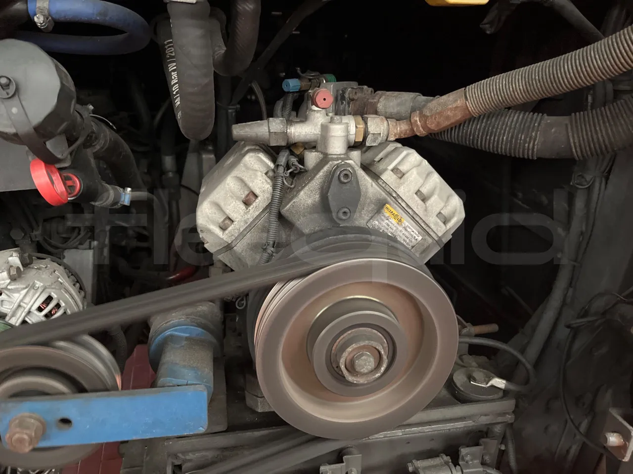 Irizar Scania K420EB 4X2 - Euro 4 - 309 kW - 12 mt - air conditioning compressor