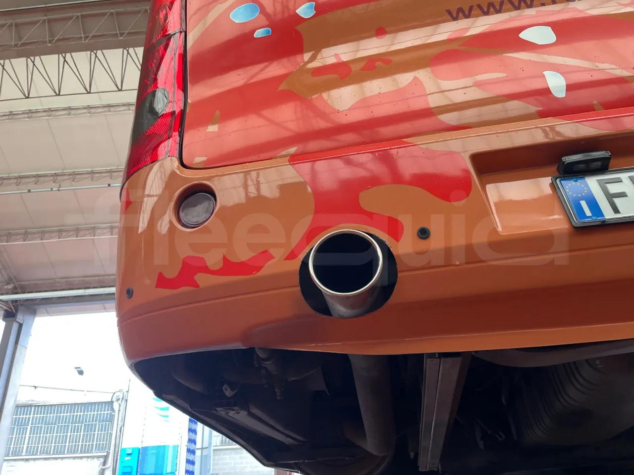 Irizar Scania K420EB 4X2 - Euro 4 - 309 kW - 12 mt - exhaust photo