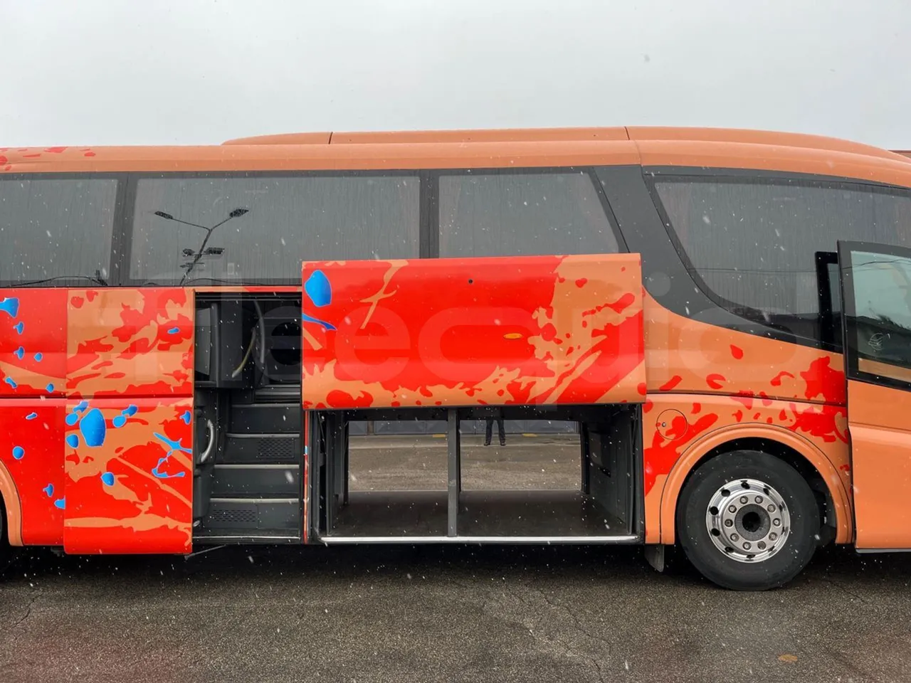 Irizar Scania K420EB 4X2 - Euro 4 - 309 kW - 12 mt - luggage rack photo