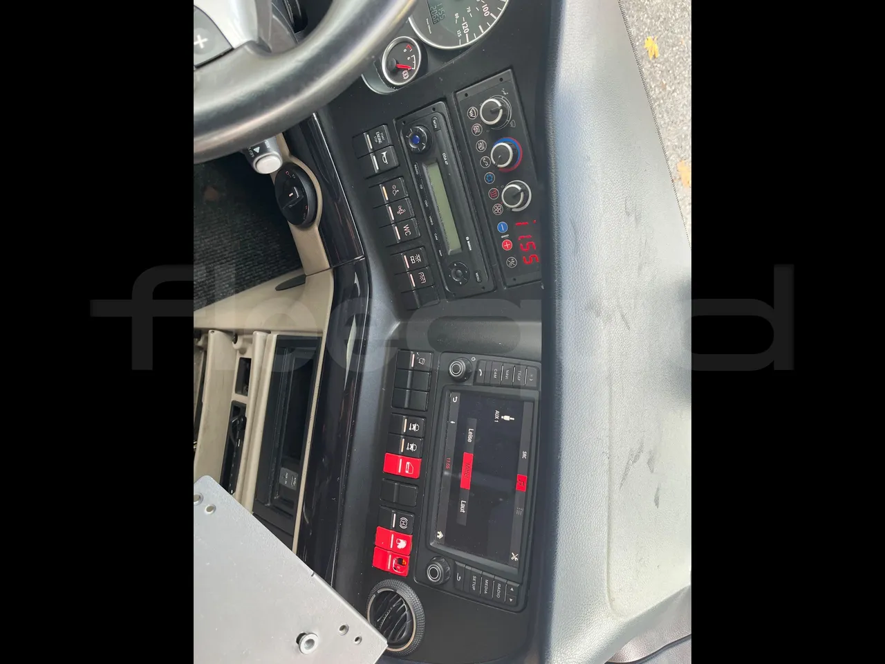 Neoplan Tourliner L  L -  Euro6 - 338 Kw - 13.913 - onboard devices 2