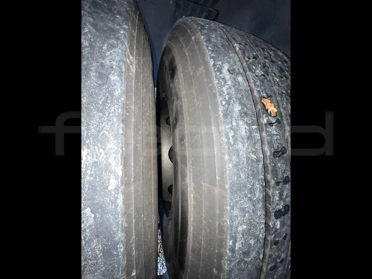 Neoplan Tourliner L  L -  Euro6 - 338 Kw - 13.913 - axle 2 discs left