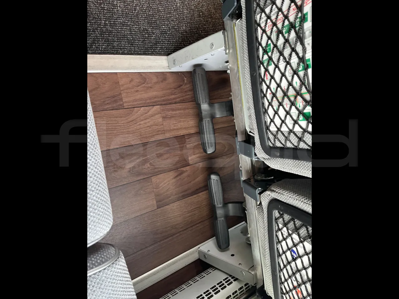 Neoplan Tourliner L  L -  Euro6 - 338 Kw - 13.913 - footrest detail photo
