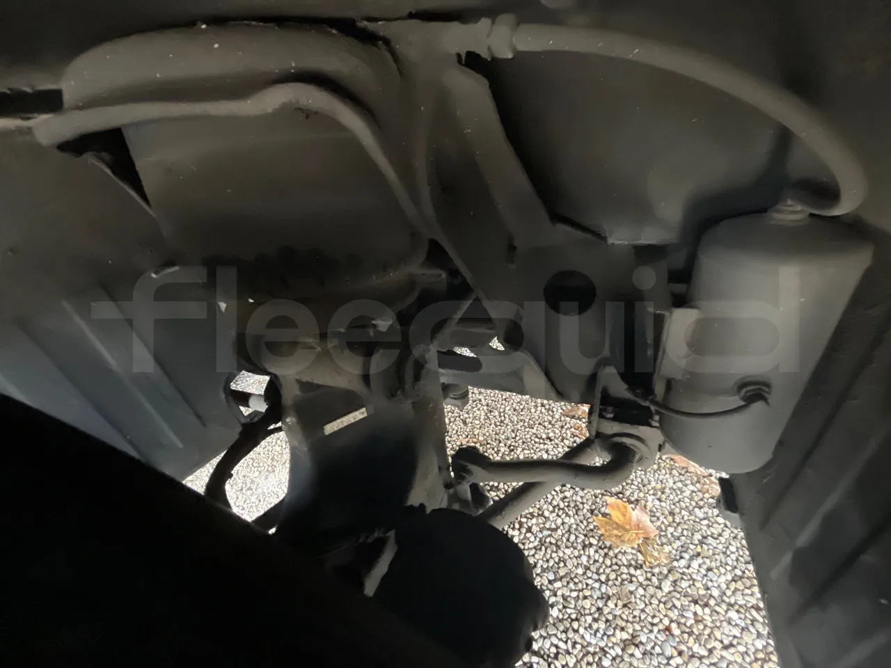 Neoplan Tourliner L  L -  Euro6 - 338 Kw - 13.913 - front brake calipers left