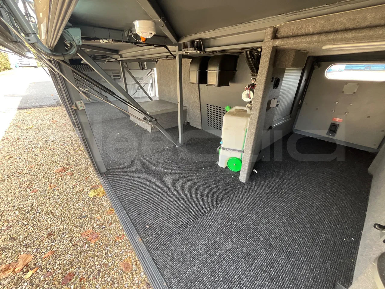 Neoplan Tourliner L  L -  Euro6 - 338 Kw - 13.913 - internal frame rust check