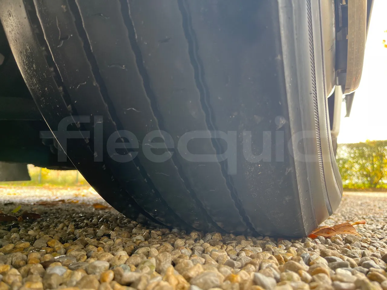 Neoplan Tourliner L  L -  Euro6 - 338 Kw - 13.913 - tread condition front tires left