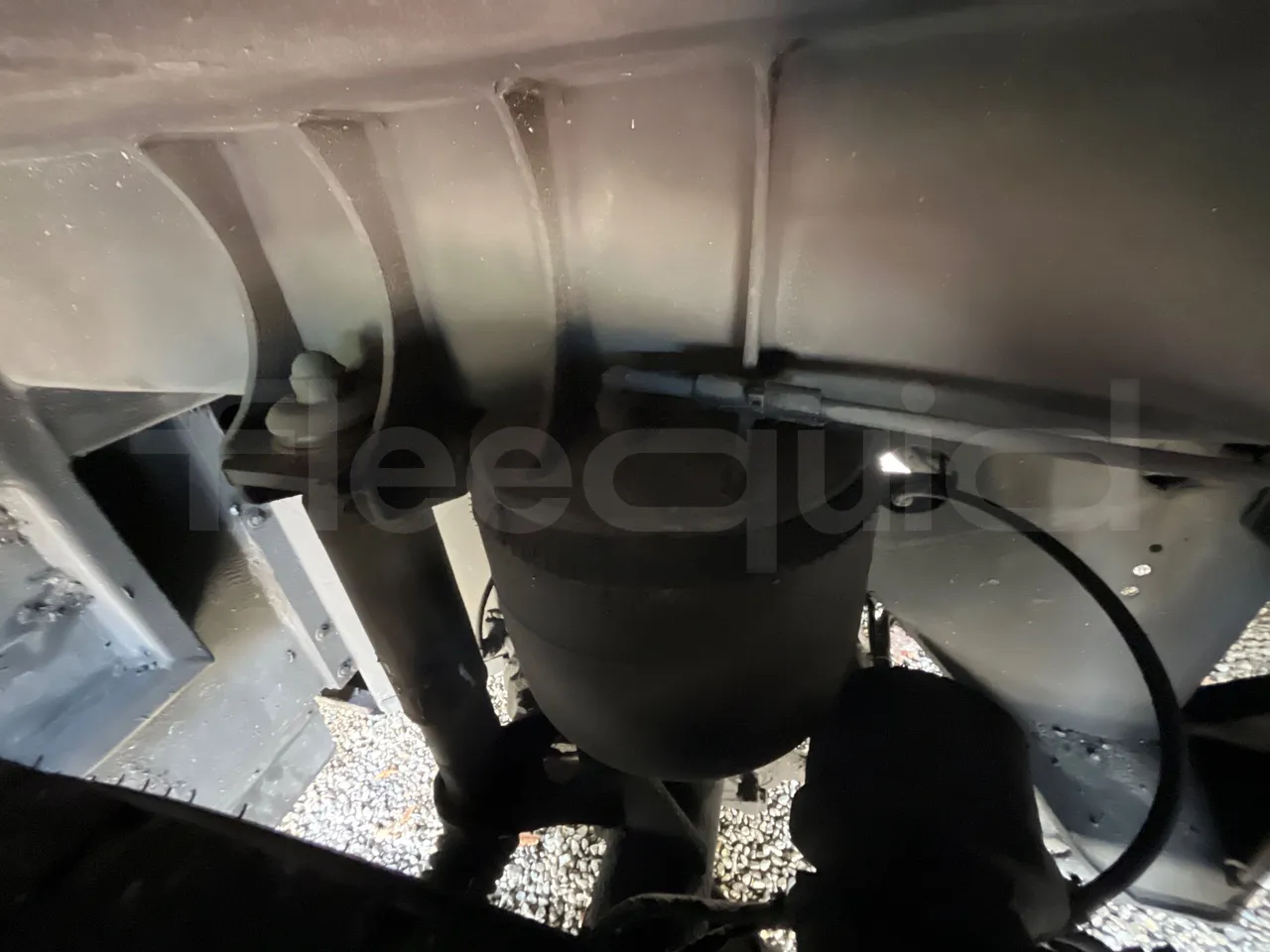 Neoplan Tourliner L  L -  Euro6 - 338 Kw - 13.913 - axel 3 shock absorbers 2 right