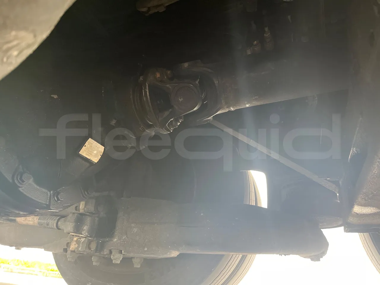 Neoplan Starliner L - EUR5 - 371kW - 13.99m - driveshaft photo