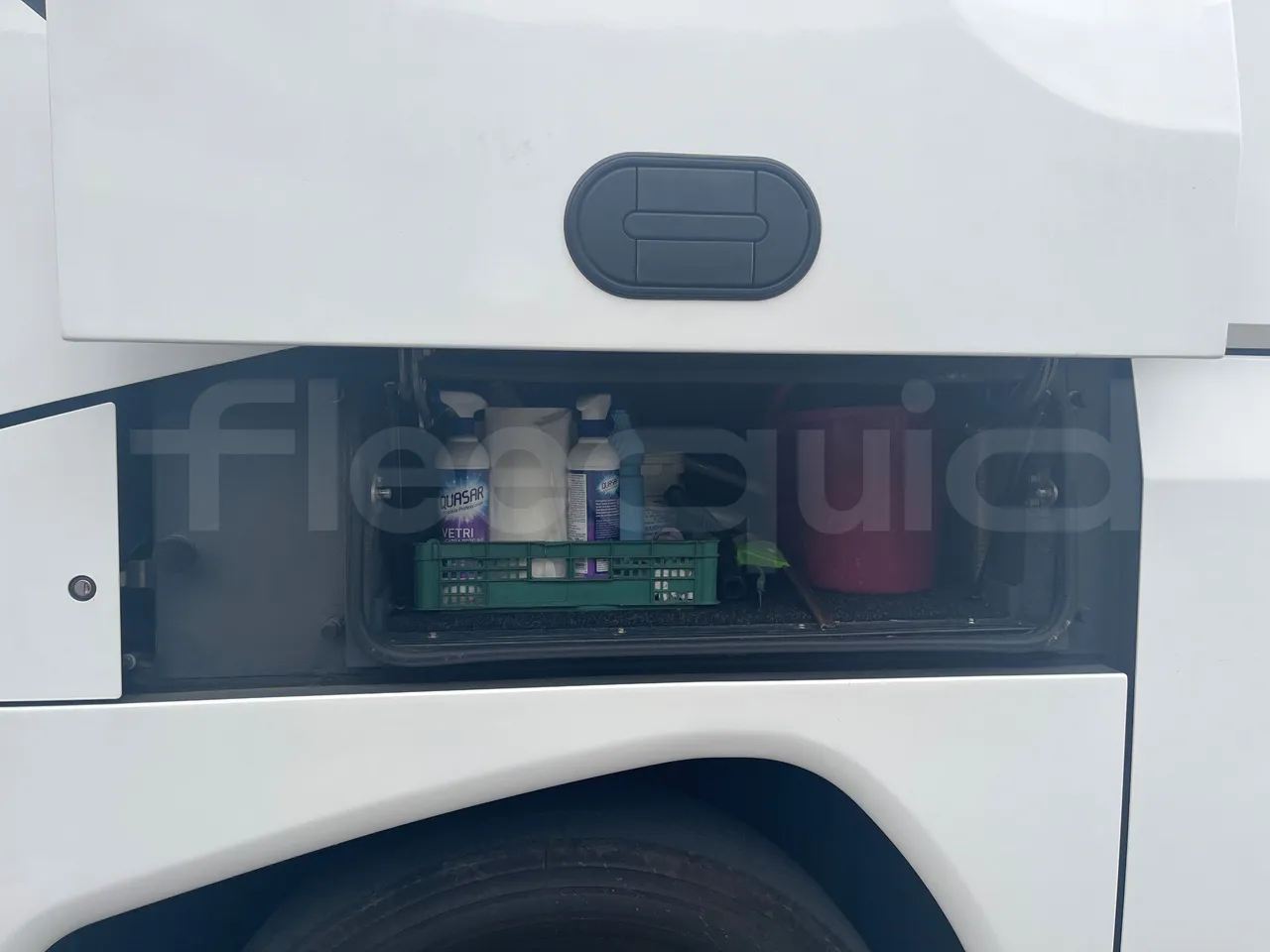 Neoplan Starliner L - EUR5 - 371kW - 13.99m - external compartments photo