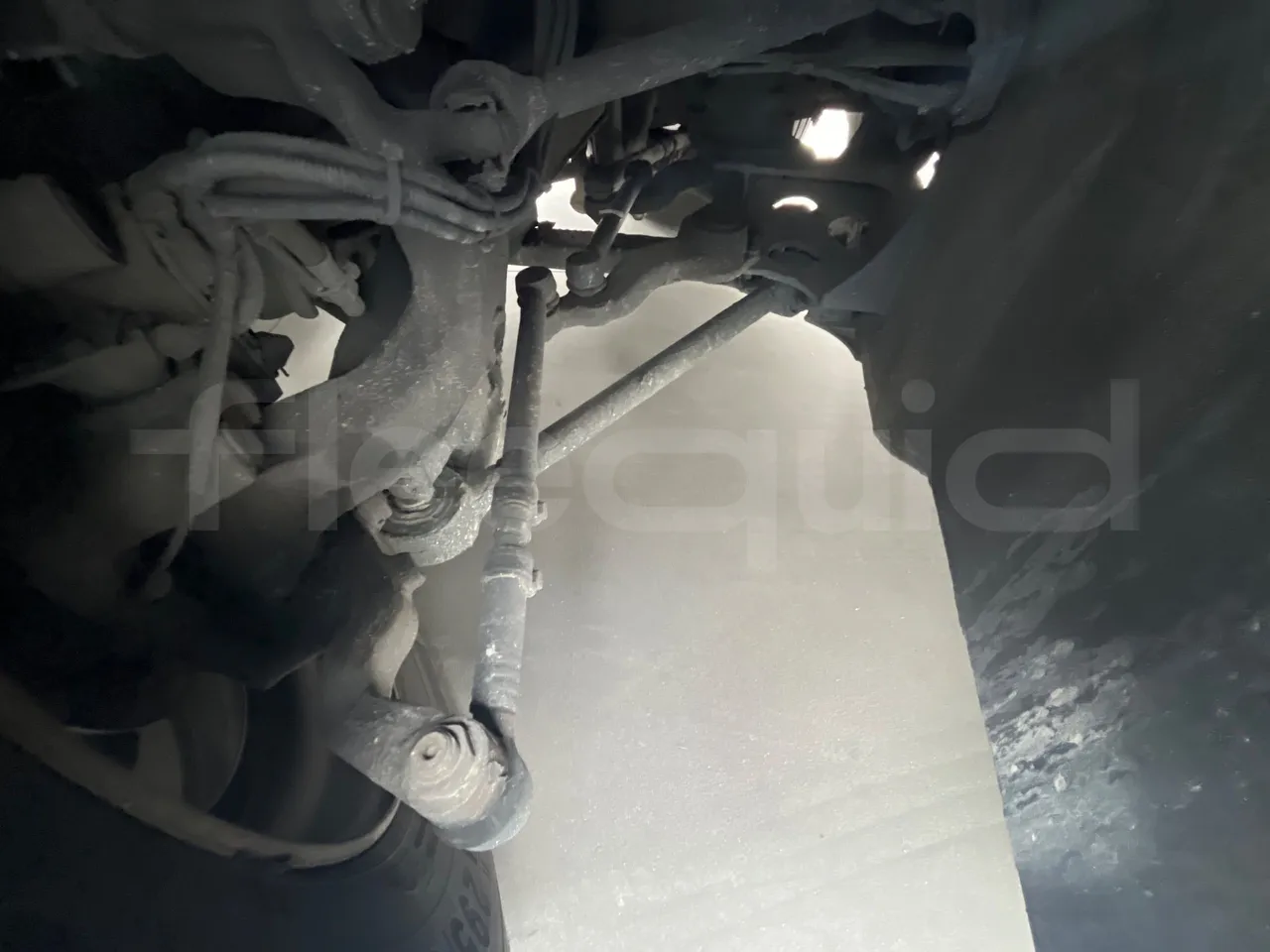 Neoplan Starliner L - EUR5 - 371kW - 13.99m - front shock absorbers right