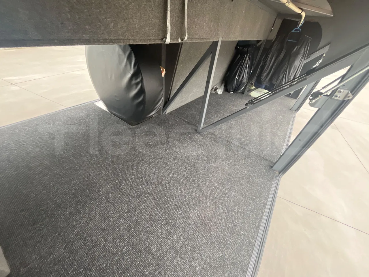 Neoplan Starliner L - EUR5 - 371kW - 13.99m - internal frame rust check