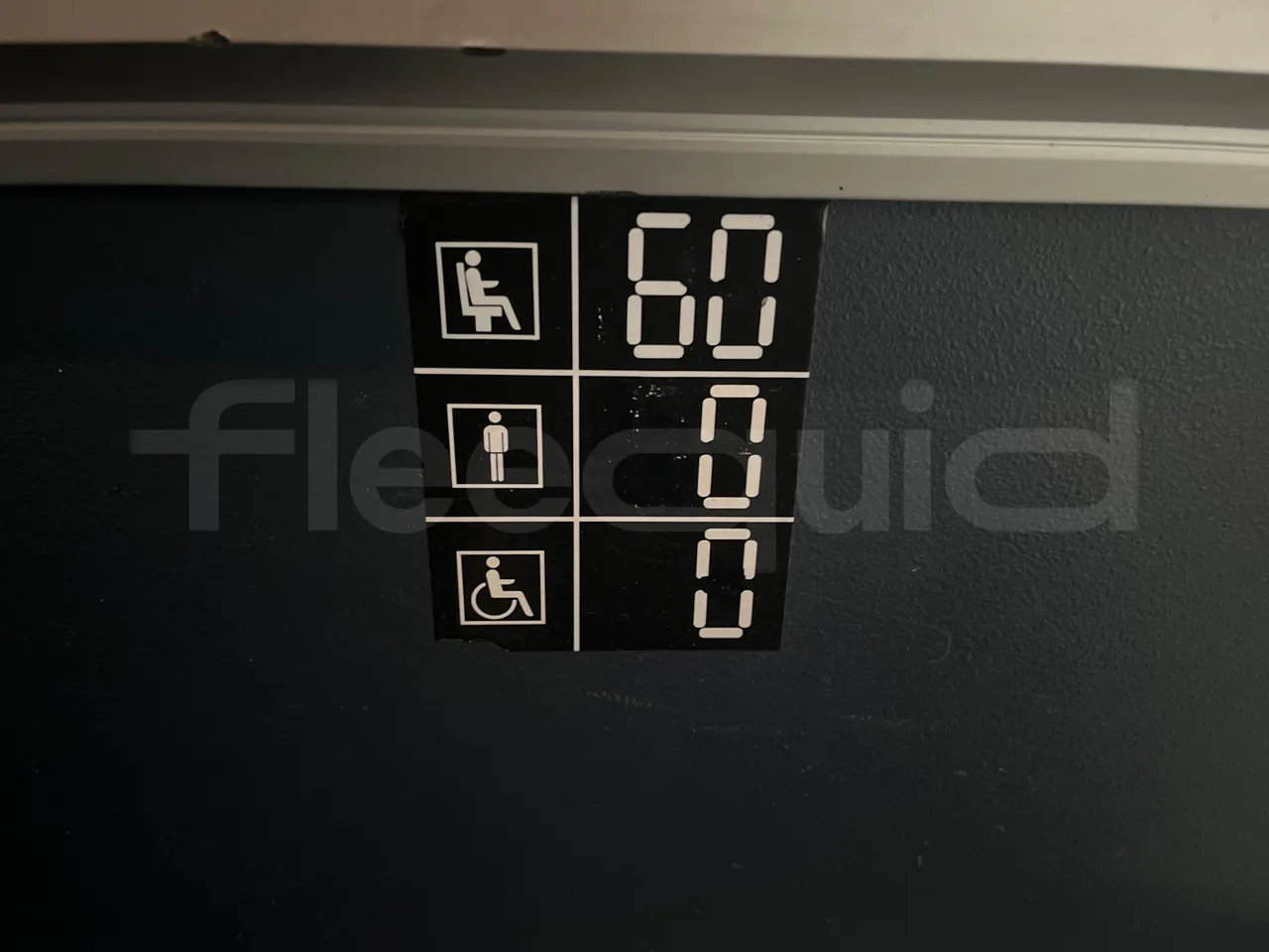 Neoplan Starliner L - EUR5 - 371kW - 13.99m - seat plate photo