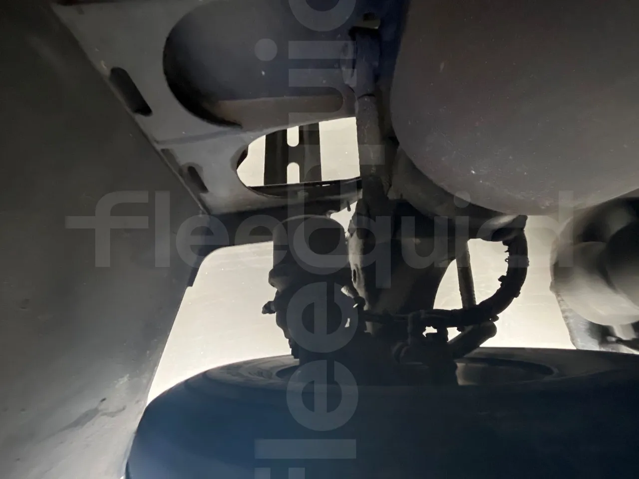 Neoplan Starliner L - EUR5 - 371kW - 13.99m - axel 3 shock absorbers 2 right