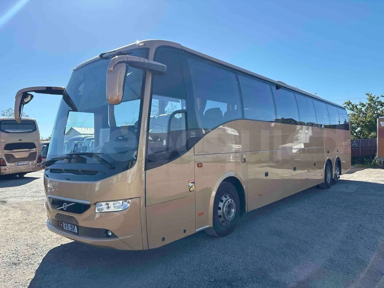 Volvo 9700 - 3/4 front left