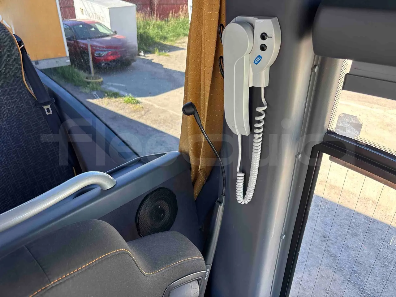 Volvo 9700 - driver microphone accessories photo