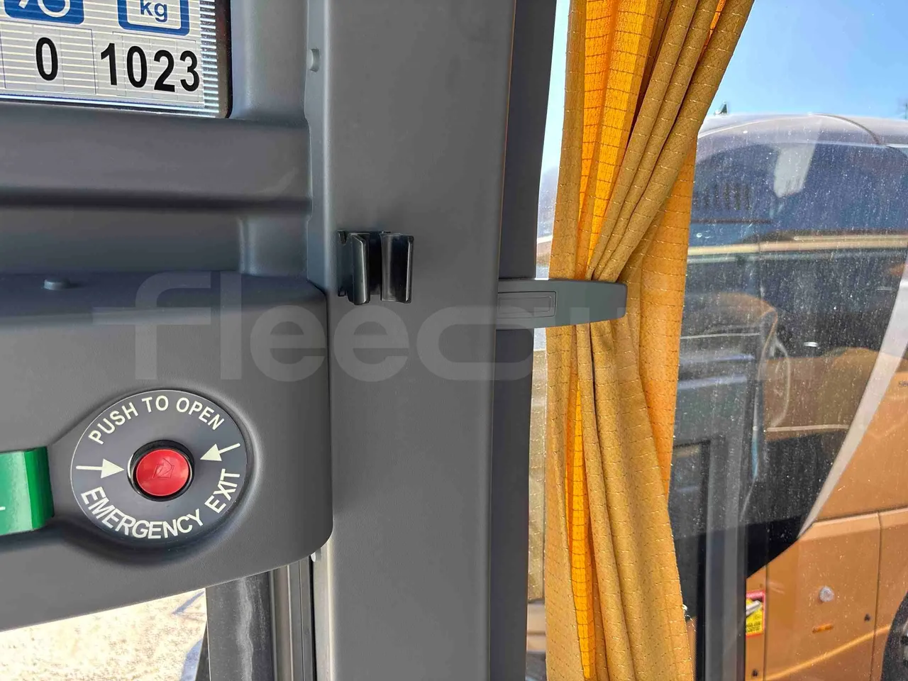 Volvo 9700 - hostes microphone accessories photo