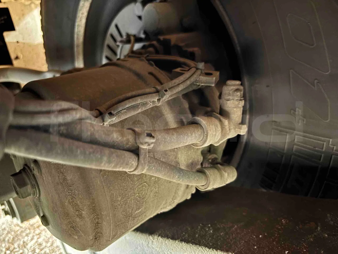 Volvo 9700 - axle 2 caliper brakes right