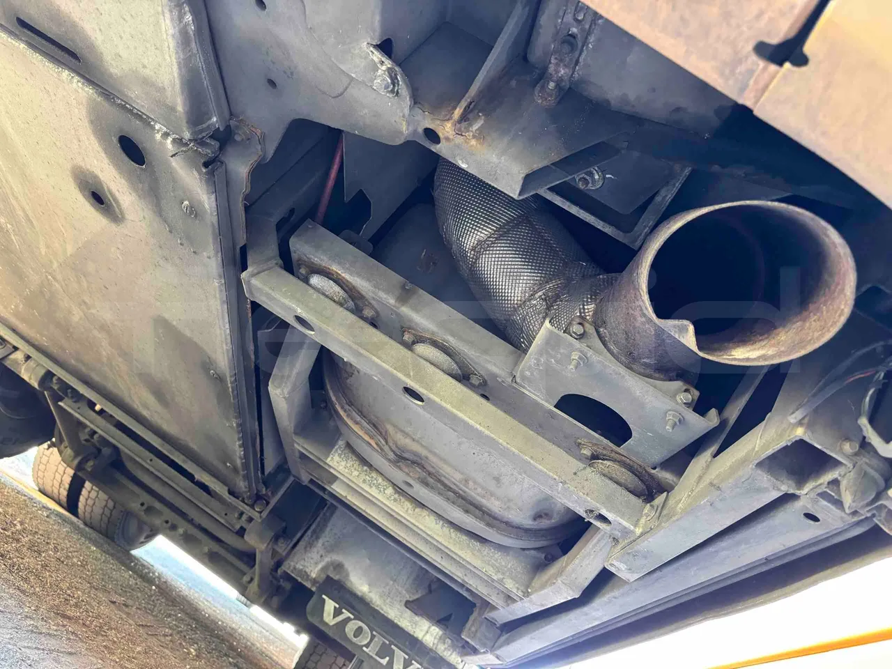 Volvo 9700 - exhaust photo