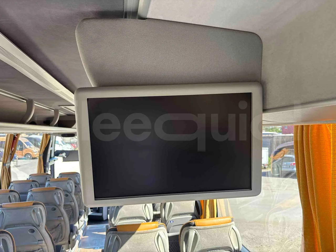 Volvo 9700 - monitor detail photo