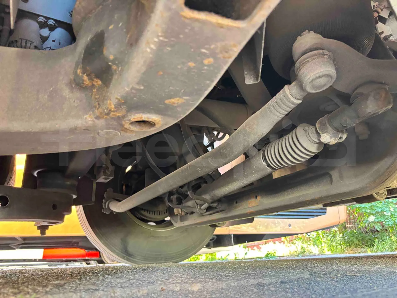 Volvo 9700 - axle 3 left side