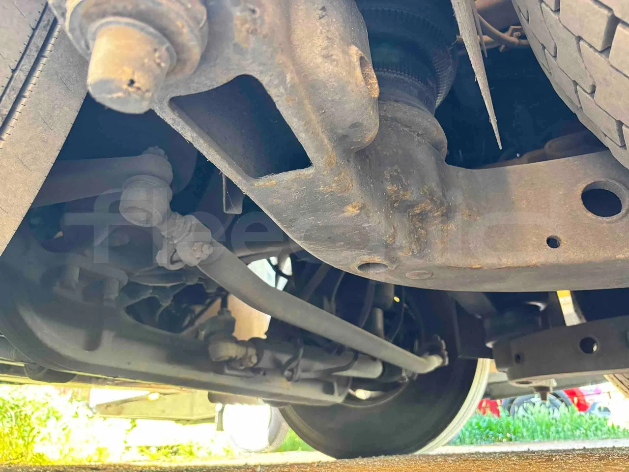 Volvo 9700 - axle 3 right side