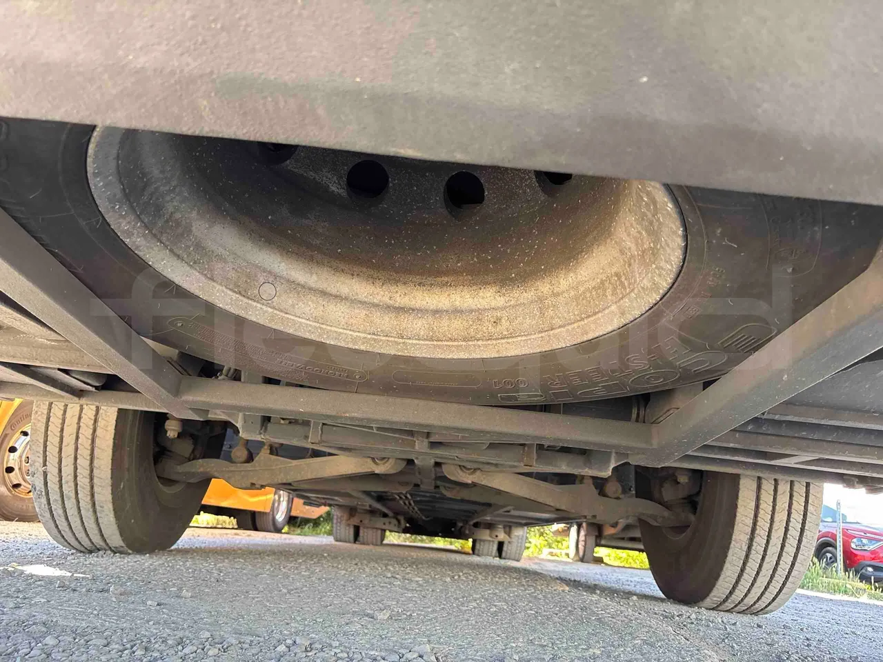 Volvo 9700 - spare wheel