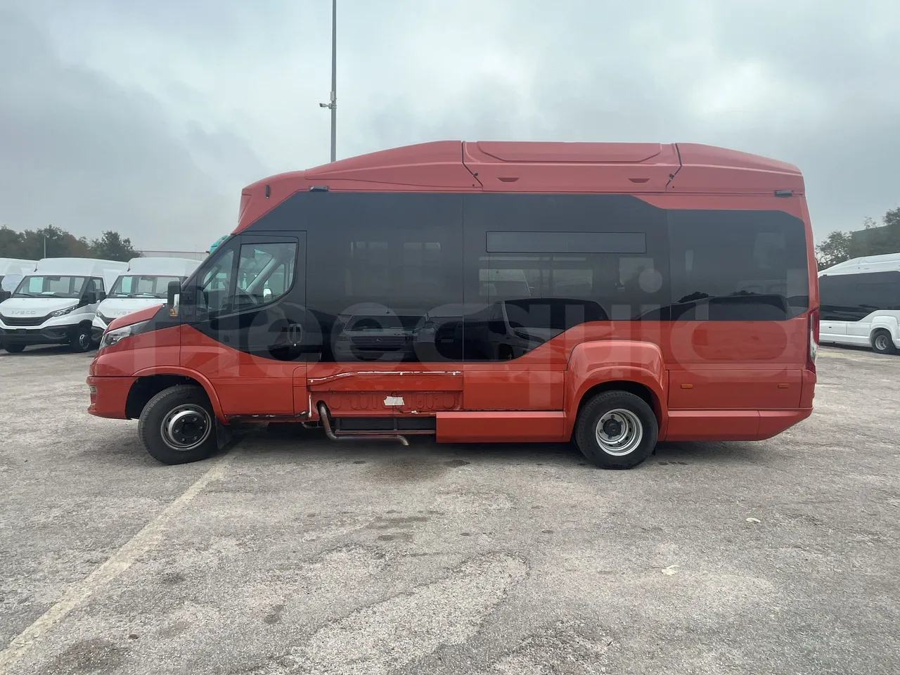 Iveco Daily - Left Side
