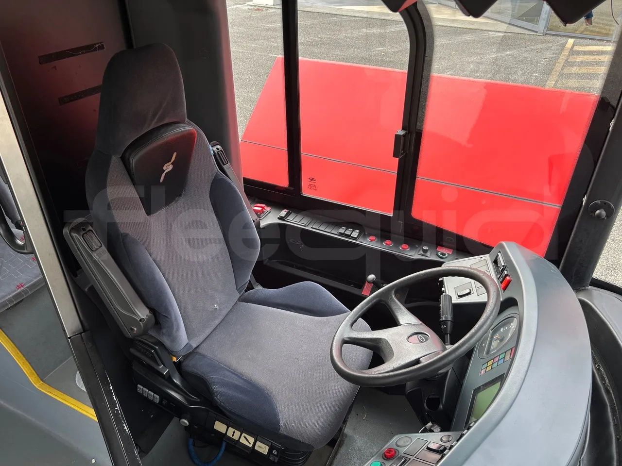 Solaris Urbino 12 - Euro5 - 231kW - 12mt - driver's seat photo