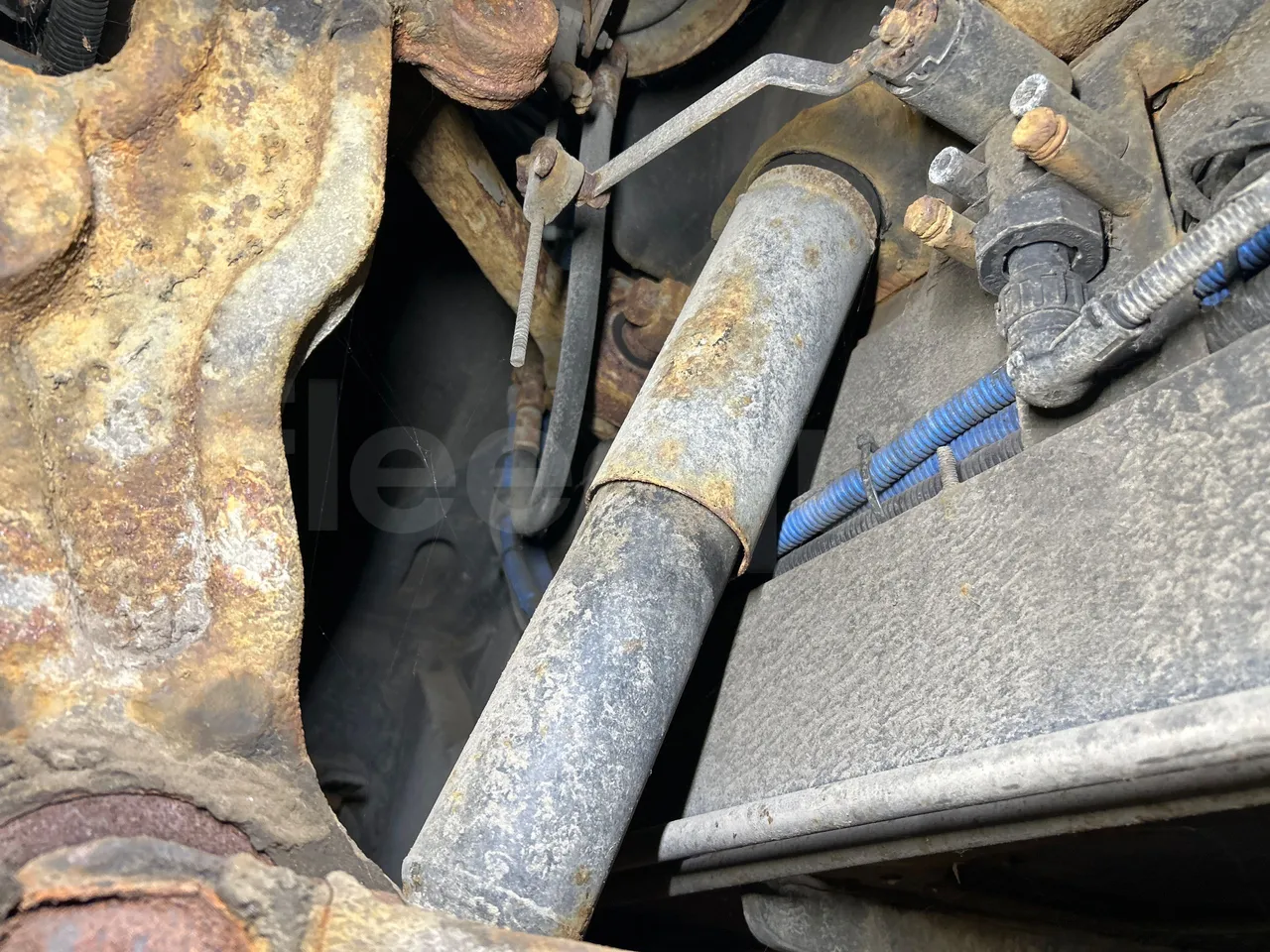 Solaris Urbino 12 - Euro5 - 231kW - 12mt - front shock absorbers left