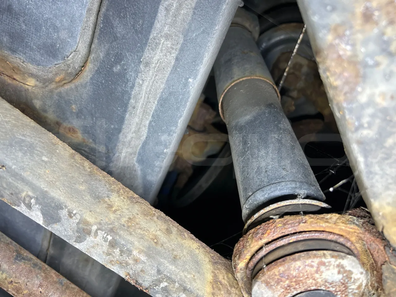 Solaris Urbino 12 - Euro5 - 231kW - 12mt - front shock absorbers right