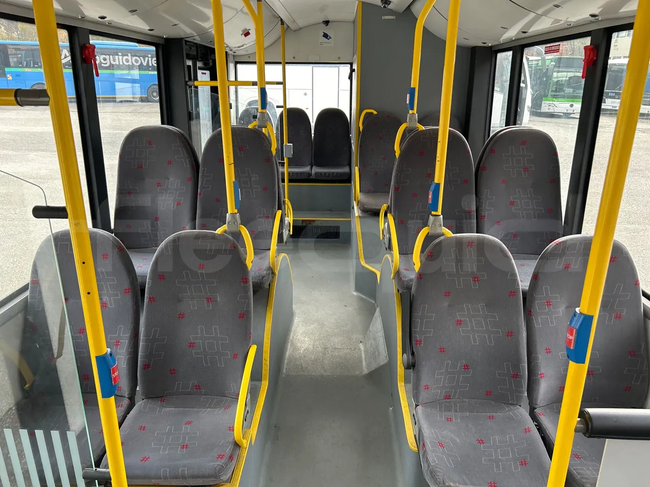 Solaris Urbino 12 - Euro5 - 231kW - 12mt - reverse view middle aisle