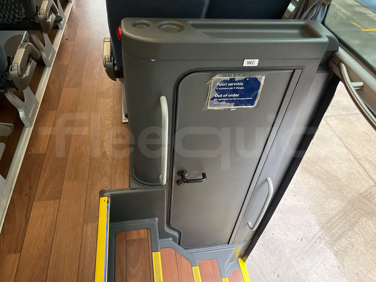 Man Lion's Coach B200746006 - Euro6 - 338kW - 12mt - toilette accessories photo