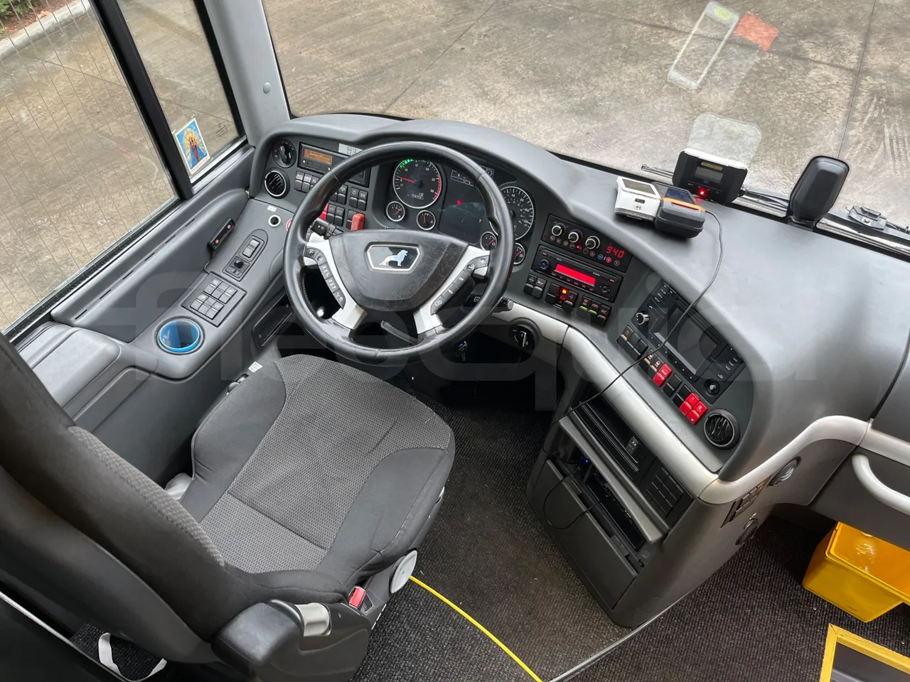 Man Lion's Coach B200746006 - Euro6 - 338kW - 12mt - buttons panels on