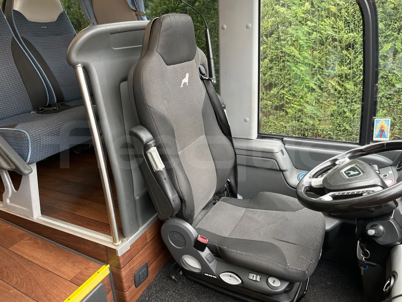 Man Lion's Coach B200746006 - Euro6 - 338kW - 12mt - driver's seat photo