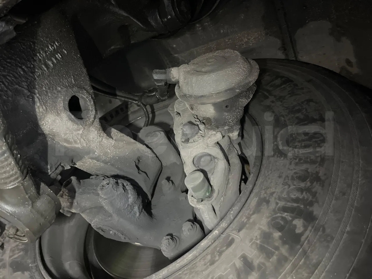 Man Lion's Coach B200746006 - Euro6 - 338kW - 12mt - front brake calipers right