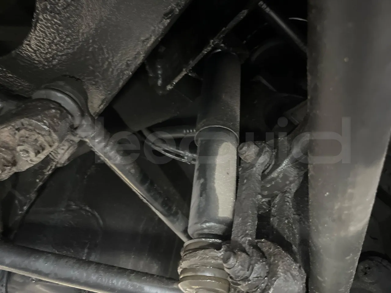 Man Lion's Coach B200746006 - Euro6 - 338kW - 12mt - front shock absorbers right