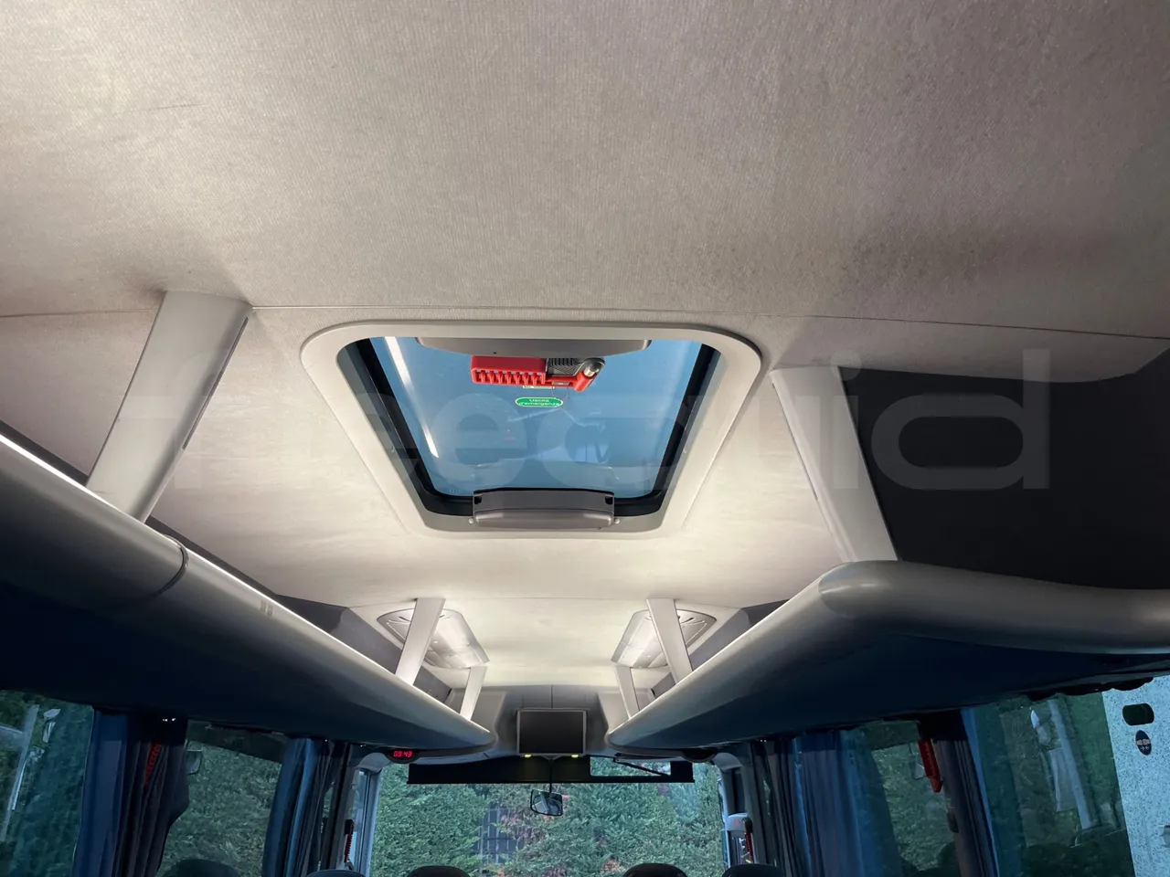 Man Lion's Coach B200746006 - Euro6 - 338kW - 12mt - roof hatch 2