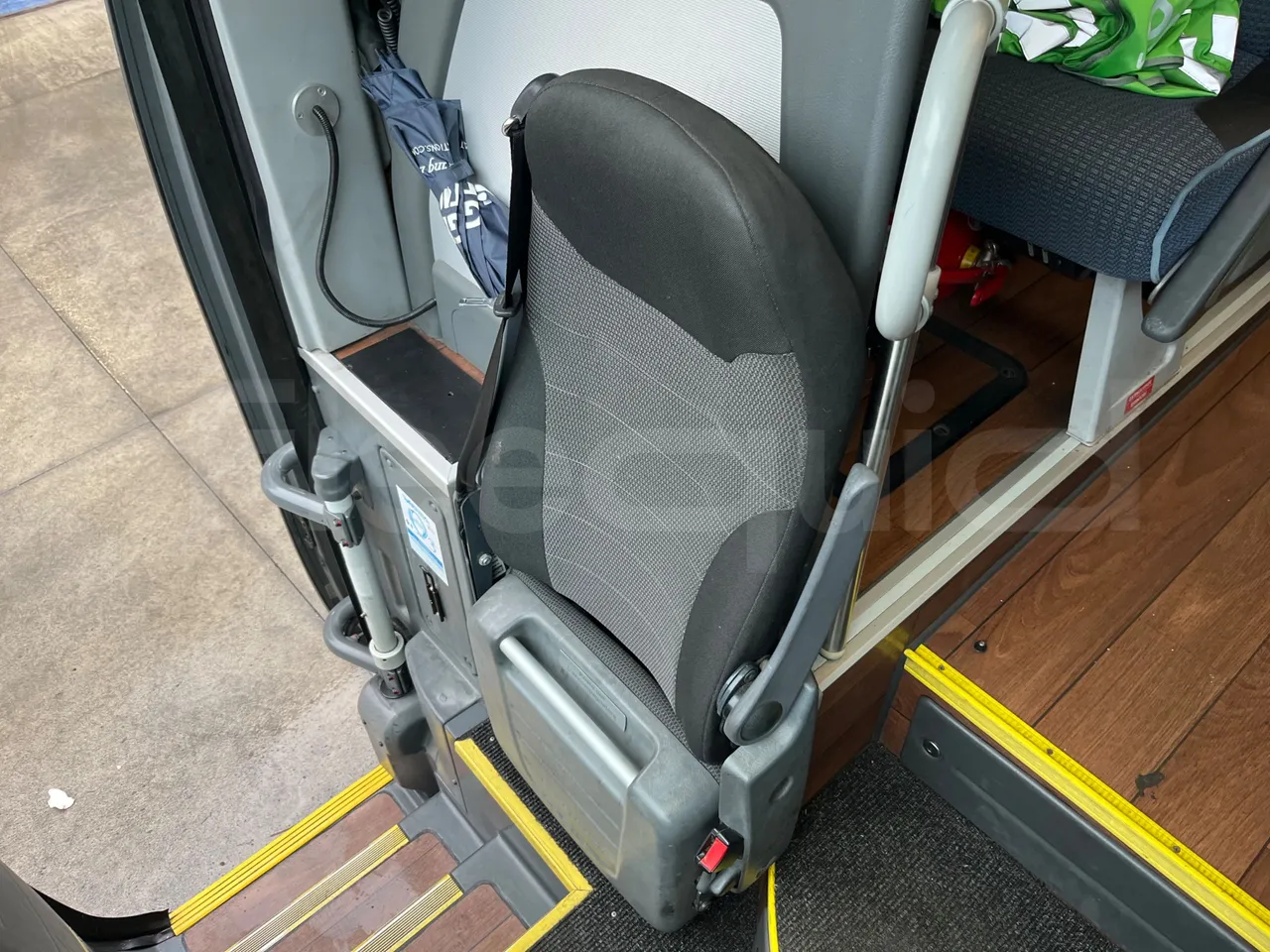 Man Lion's Coach B200746006 - Euro6 - 338kW - 12mt - hostess seat photo