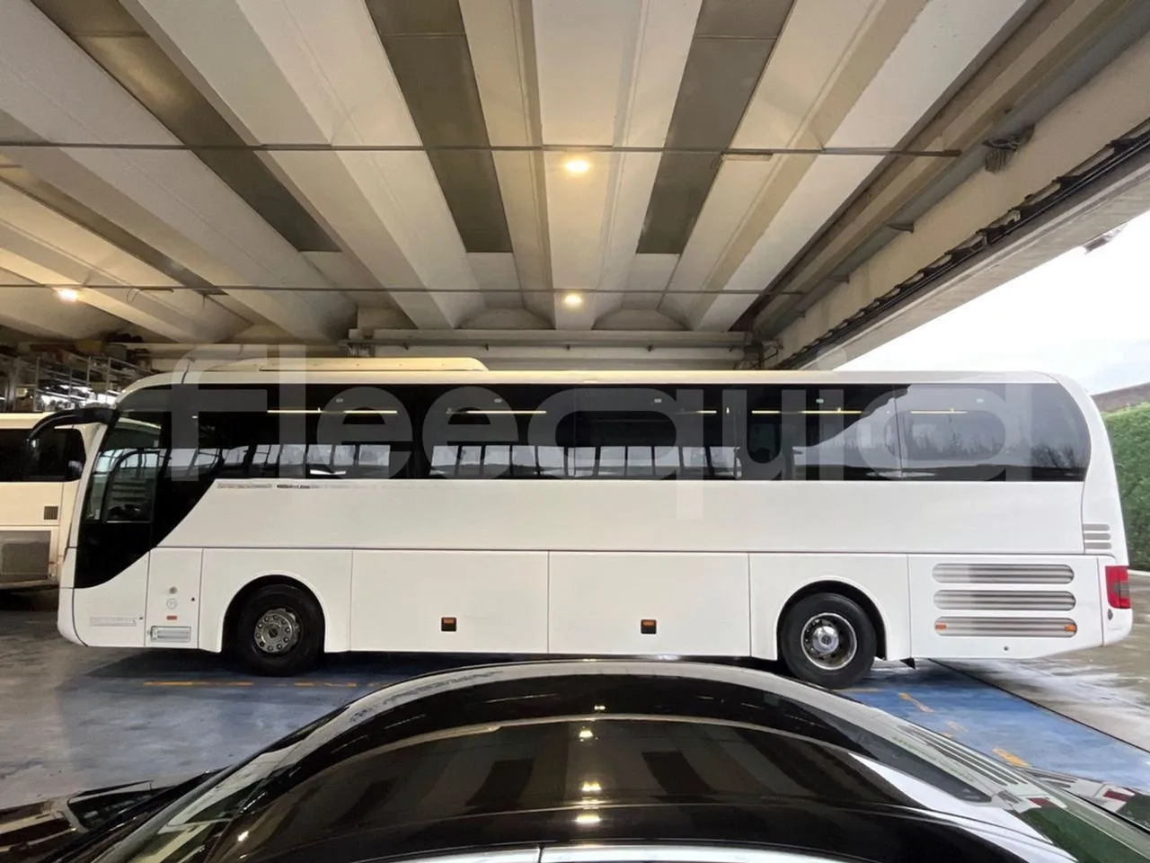 Man Lion's Coach B200746006 - Euro6 - 338kW - 12mt - left side photo