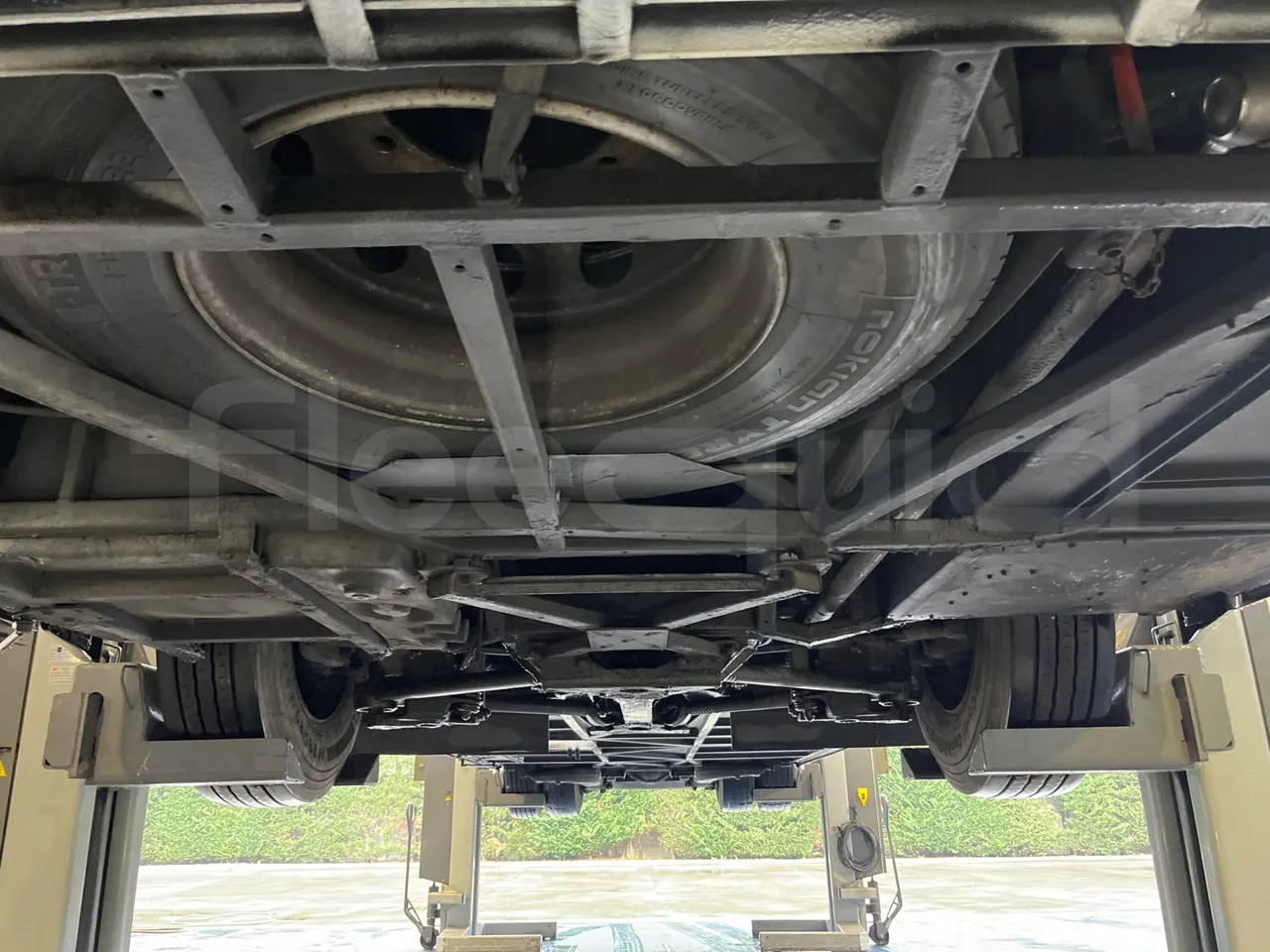 Man Lion's Coach B200746006 - Euro6 - 338kW - 12mt - front undercarriage from front