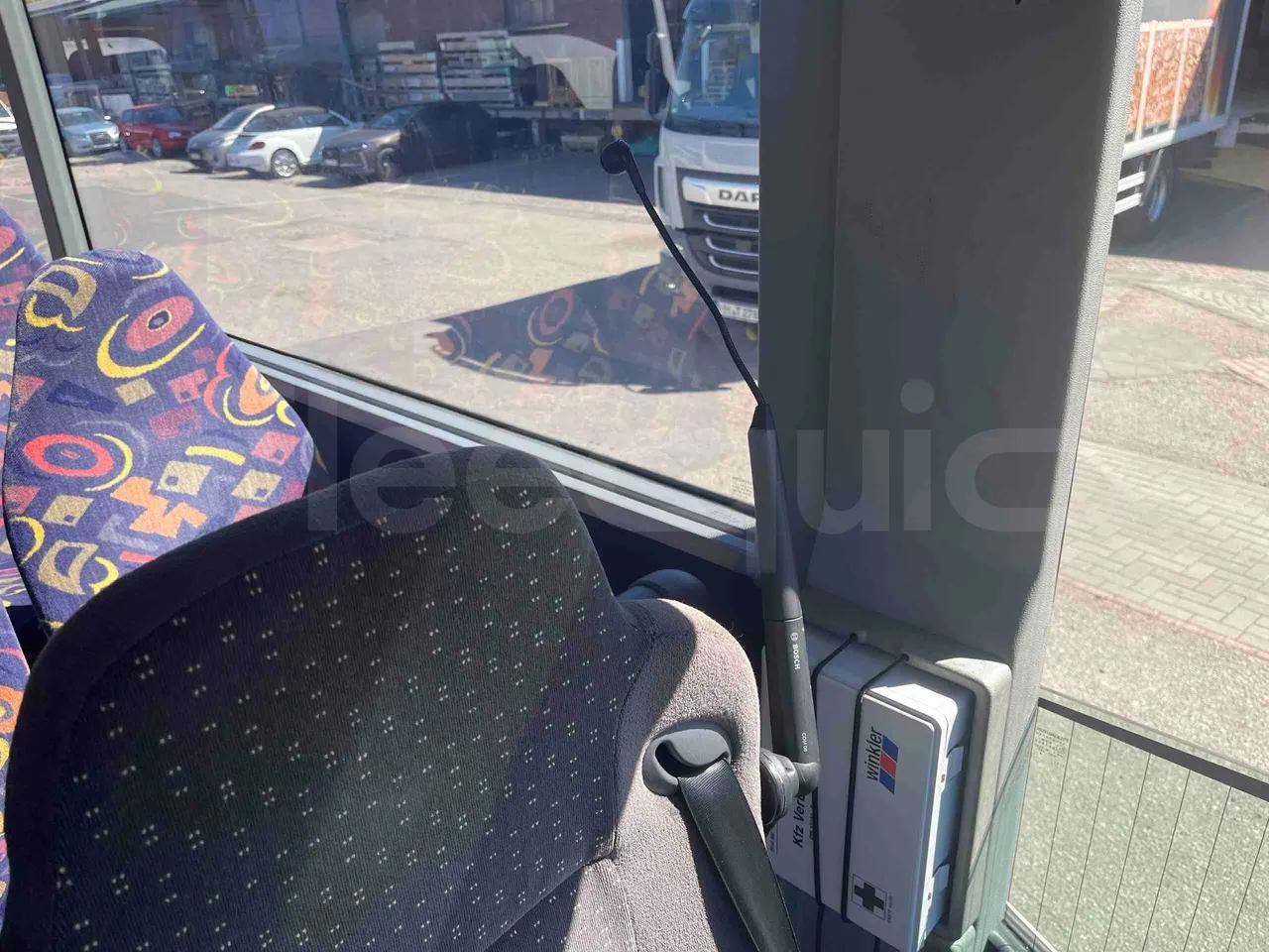 Setra S415 UL - EUR5 - 220kW - 12.200m - driver microphone accessories photo