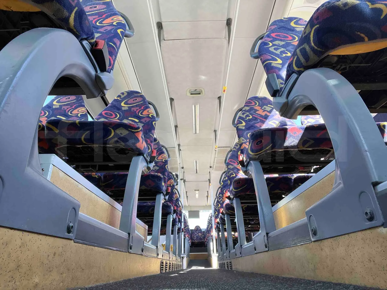 Setra S415 UL - EUR5 - 220kW - 12.200m - seat brackets photo