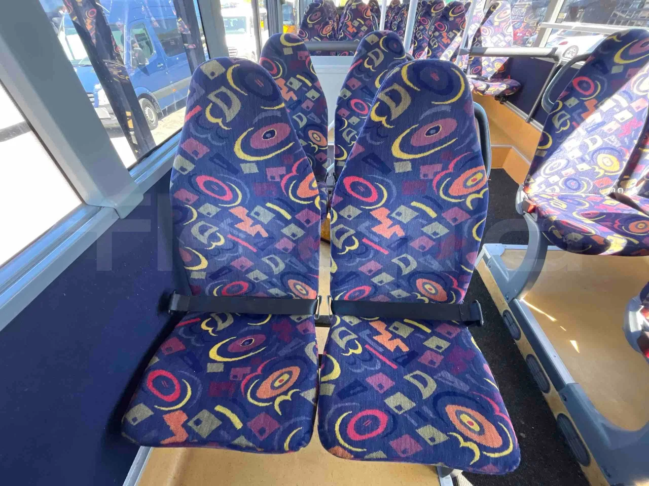 Setra S415 UL - EUR5 - 220kW - 12.200m - central seat safety belt