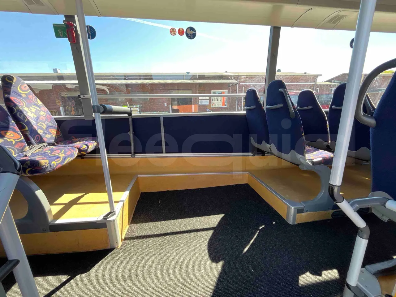 Setra S415 UL - EUR5 - 220kW - 12.200m - disabled area photo