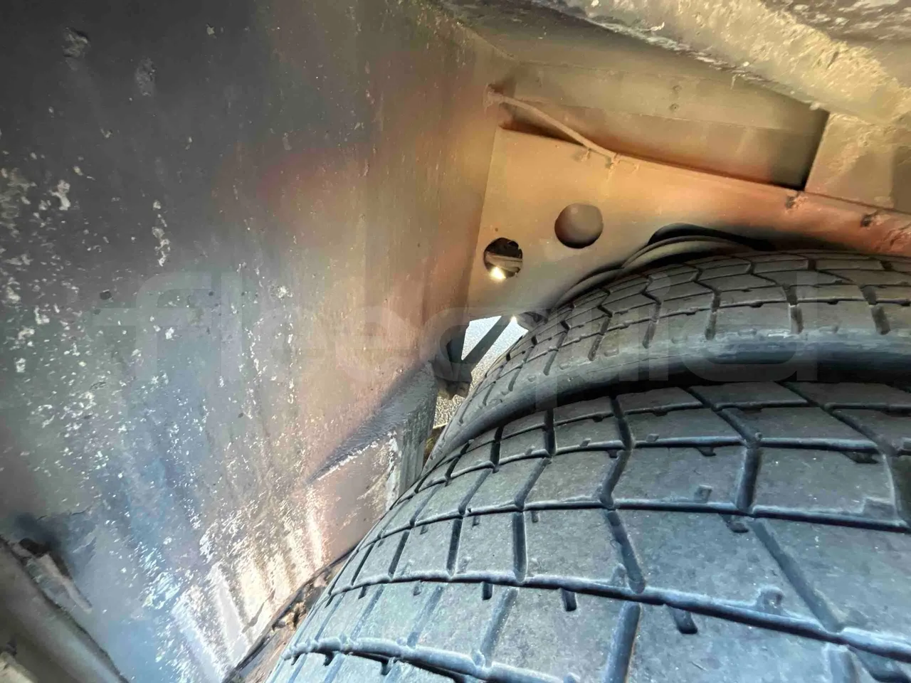 Setra S415 UL - EUR5 - 220kW - 12.200m - axel 3 shock absorbers 1 right