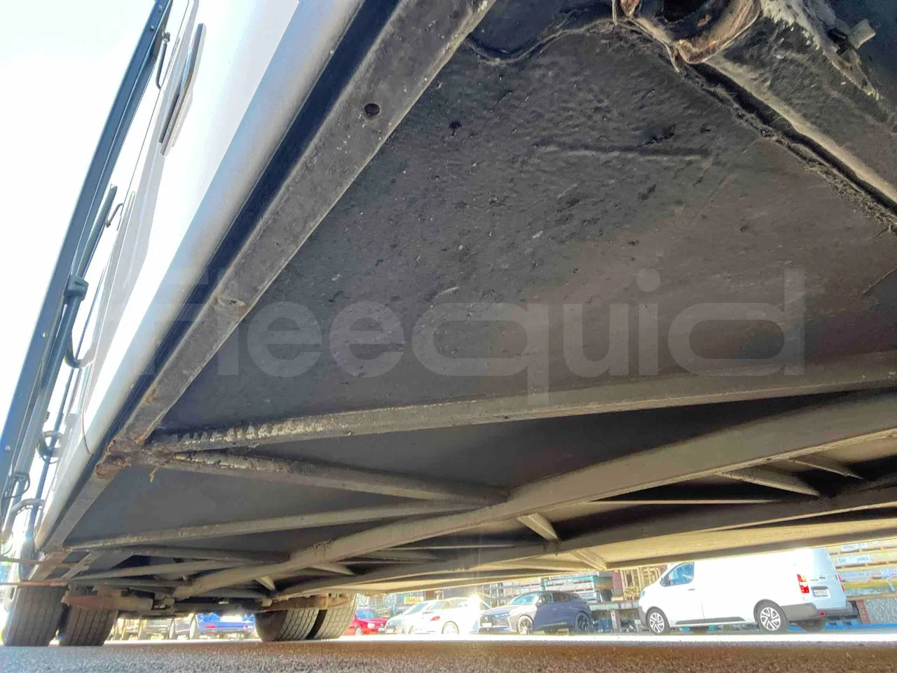 Setra S415 UL - EUR5 - 220kW - 12.200m - front undercarriage from front