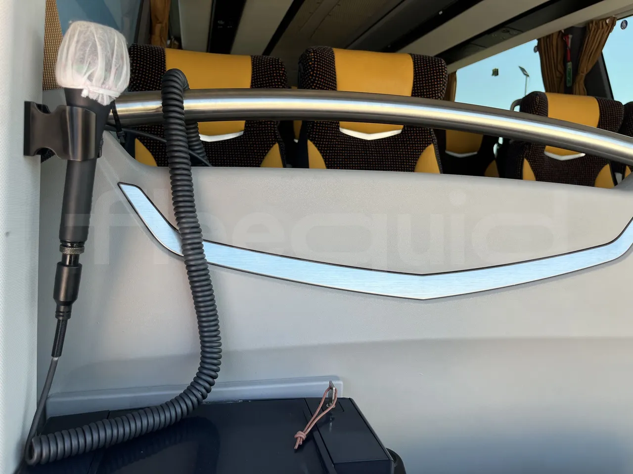 Irizar i8 - Hostess Microphone