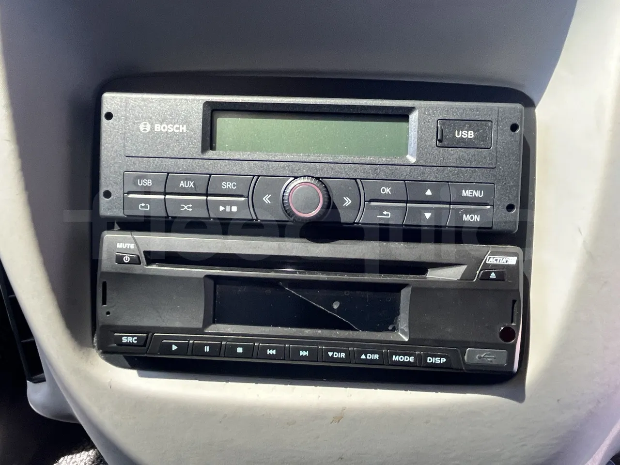 Irizar i8 - Onboard Device 1