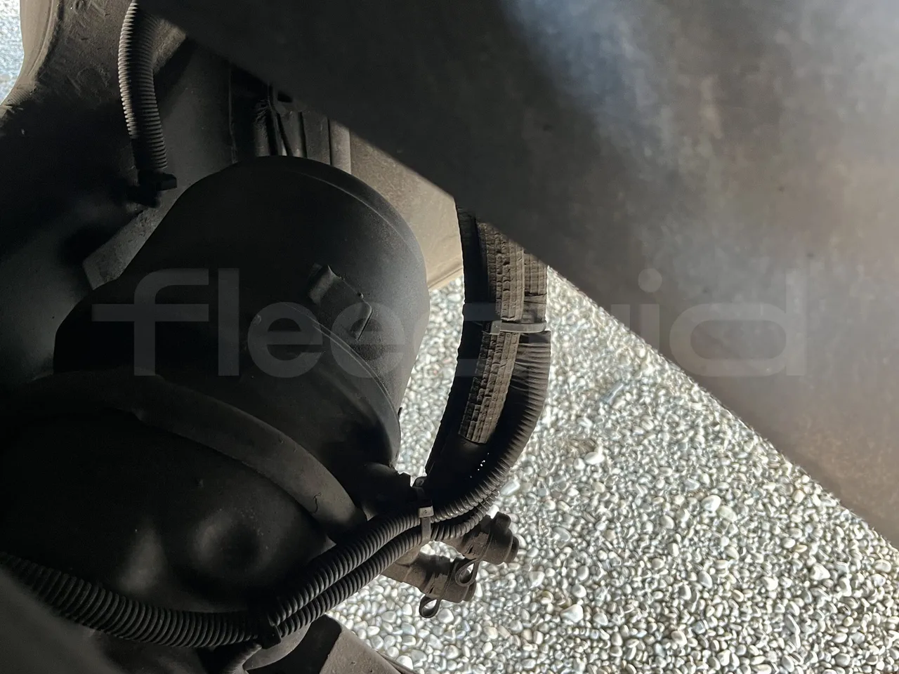 Irizar i8 - Second Axle Caliper Brakes Left Side