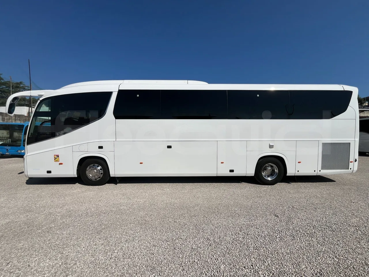 Irizar i8 - Left Side